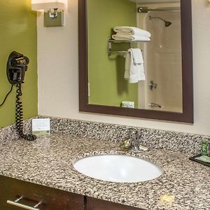Queen Room Mobility accessible